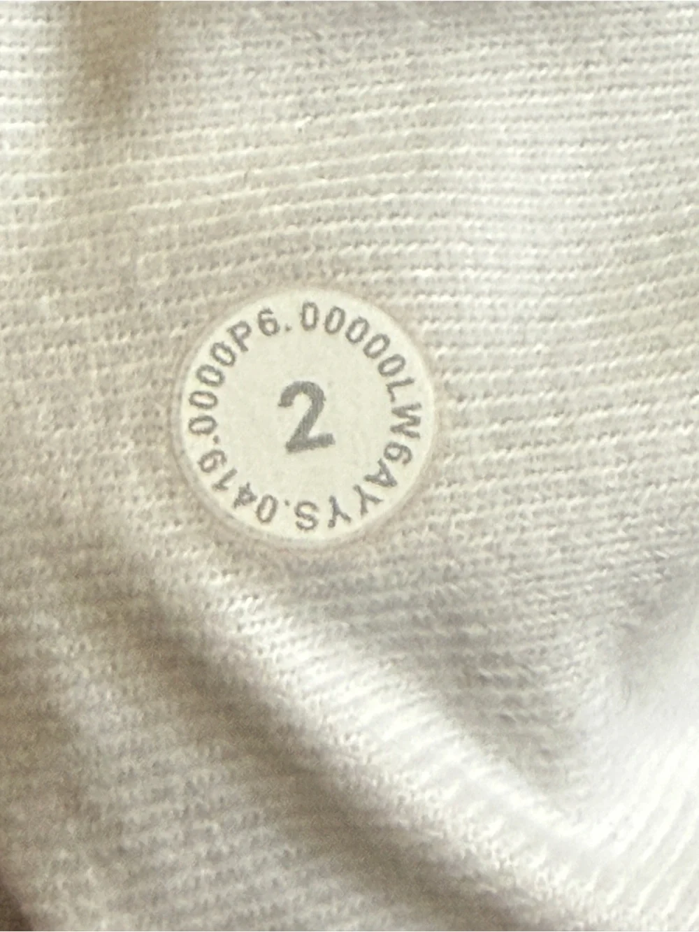 Lululemon Seek Stillness Mid Rise Crop Womens Pants - size 2 Heather Grey